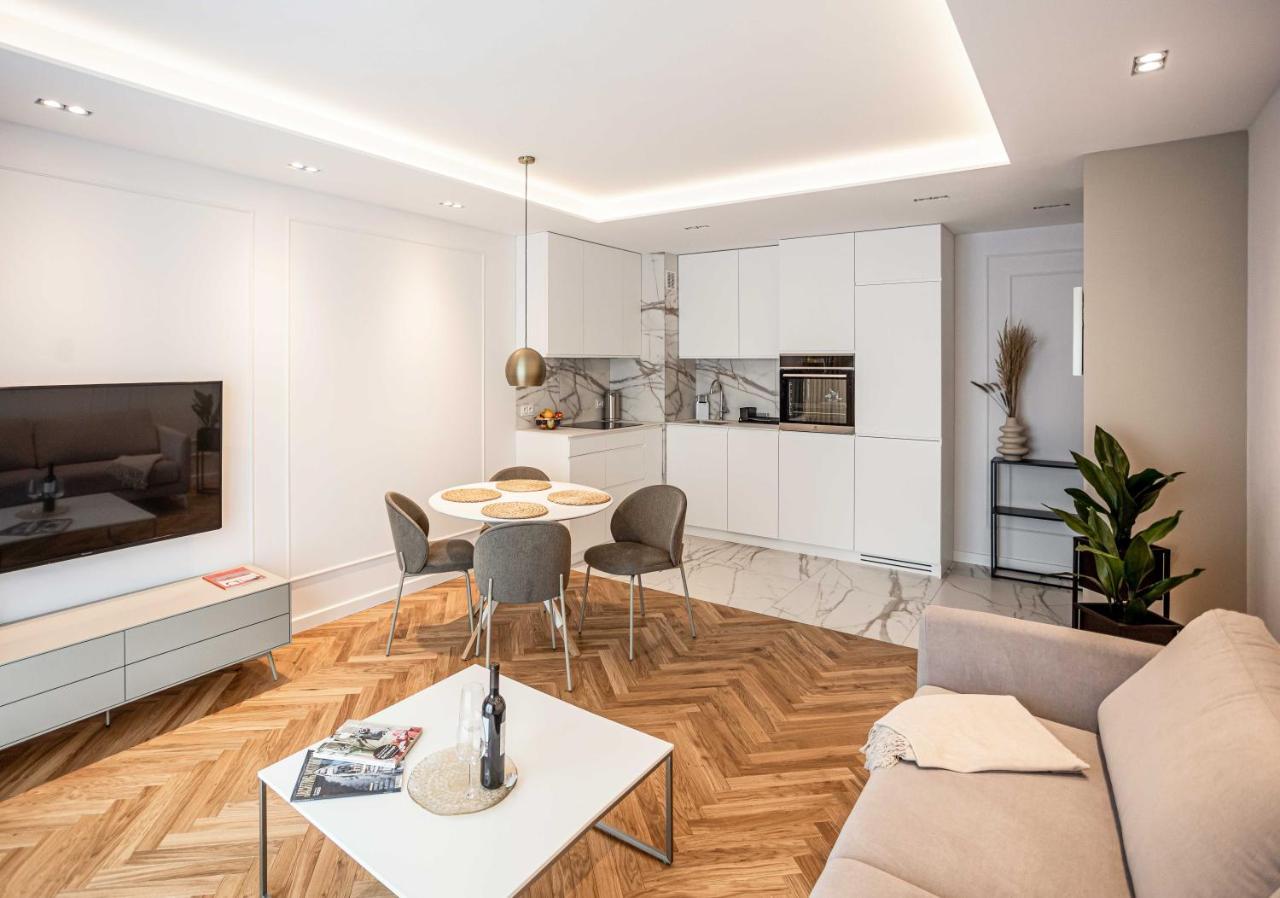 Luksus W Centrum Nad Odra Wrocław Eksteriør bilde