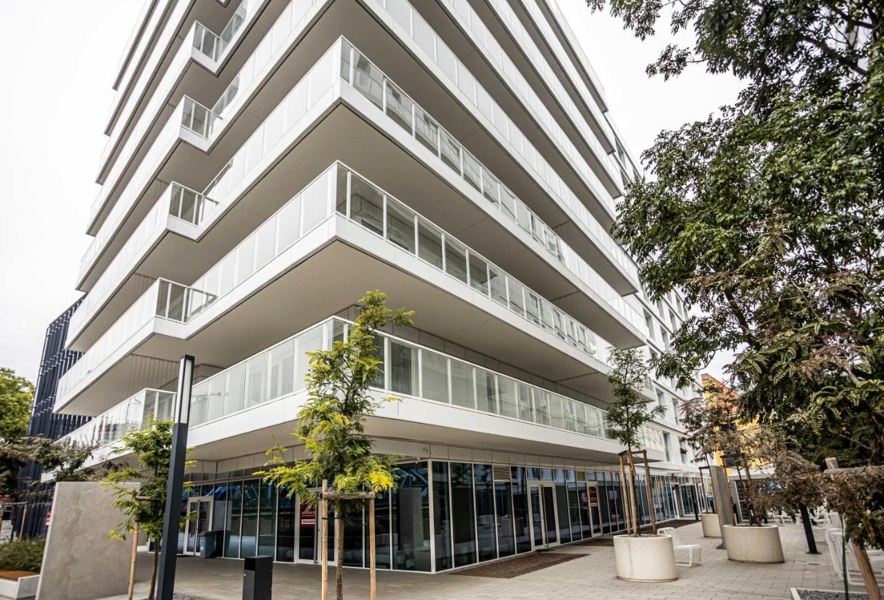 Luksus W Centrum Nad Odra Wrocław Eksteriør bilde